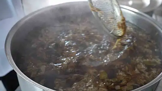 Isparta gülünden 'gül toniği' ürettiler