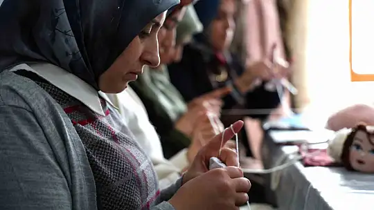 Kadınlar amigurumi ile ekonomilerine katkı sağlıyor