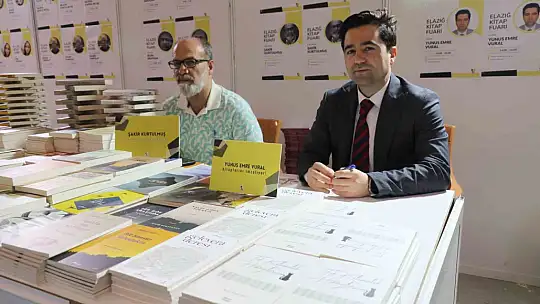 Kaymakam 'yazar' olarak fuara katıldı, öğrenciler şaşırdı