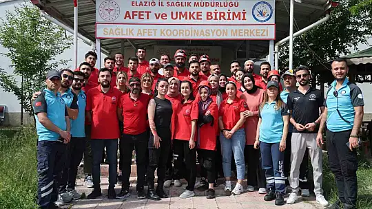 Komandoları aratmayan UMKE eğitimi
