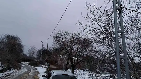 Köye güvenlik kamerası kurdular, 24 saat takip ediyorlar
