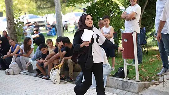 KPSS maratoncuları atletleri aratmadı