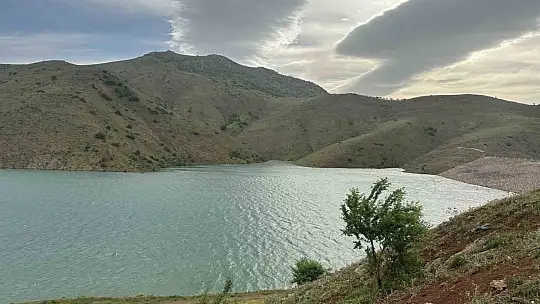Kuraklığın vurduğu baraj yağışlarla birlikte yeniden canlandı