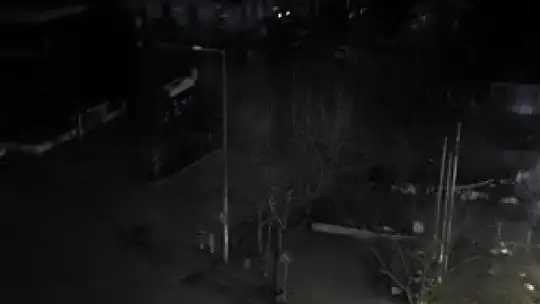 Karakoçan'da iki mahalle karanlığa gömüldü