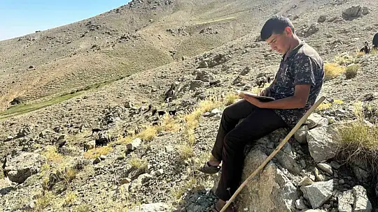 LGS'de Türkiye ikincisi olan çoban Muhammet'in ailesi başarının altındaki gerçekleri anlattı