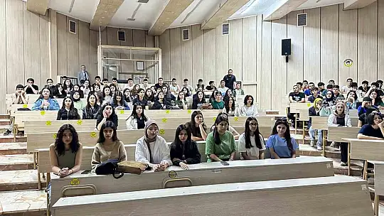 Lise öğrencileri Fırat Üniversitesi'ni gezdi