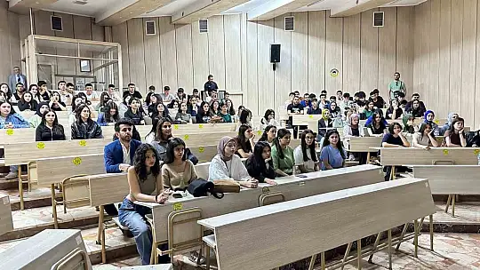 Lise öğrencileri Fırat Üniversitesi'ni gezdi