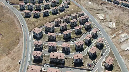 Meryem Dağı, yapılan 12 bin TOKİ konutu ile adeta bir şehir oldu
