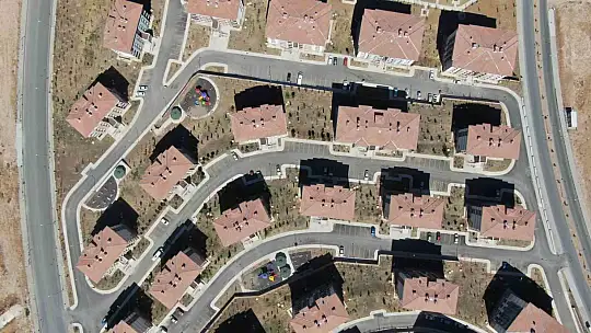 Meryem Dağı, yapılan 12 bin TOKİ konutu ile adeta bir şehir oldu