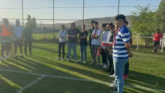 Milliyetçi Elazığsporlulardan 'tatlı' ziyaret