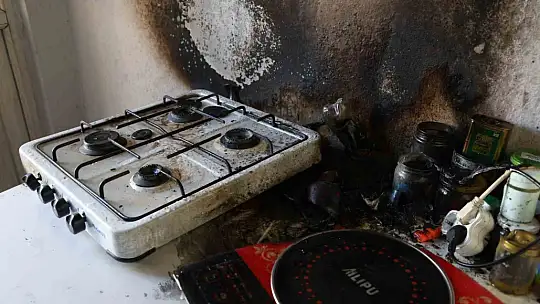 Mutfakta çıkan yangın söndürüldü