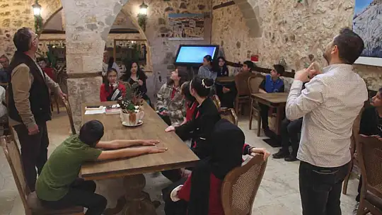 Öğrenciler müzede tarih dersi gördü