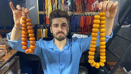 Osmanlı döneminden kalma 150 yıllık çadır düğmeleri tespihe dönüşüyor