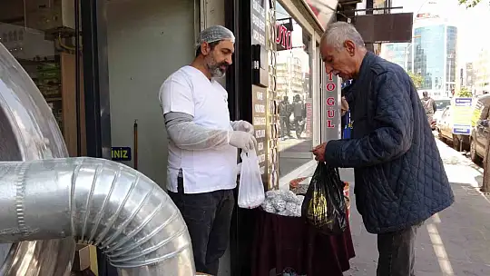 Pancar şekerinden yapılıyor, Ramazan ayında 15 ton tüketiliyor