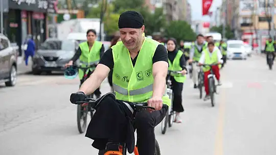 Sağlık için pedal çevirdiler
