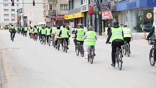 Sağlık için pedal çevirdiler