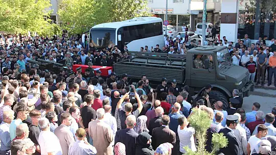 Şehit Ataş, son yolculuğuna uğurlandı