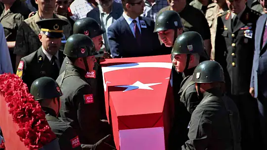 Şehit Ataş, son yolculuğuna uğurlandı