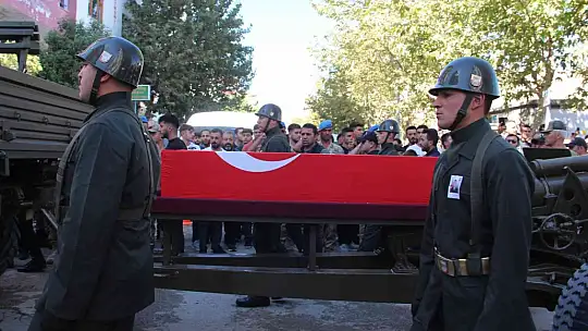 Şehit Ataş, son yolculuğuna uğurlandı