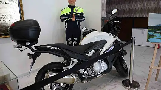 Şehit polis Fethi Sekin'in ablasıyla birlikte çizdiği resimler ortaya çıktı, büyük beğeni topladı
