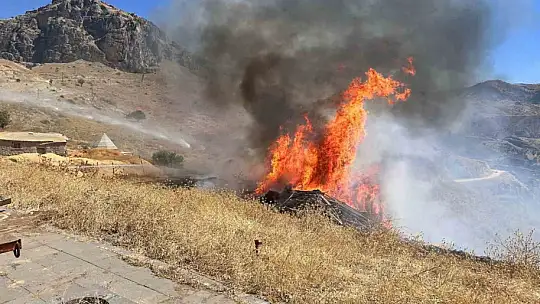 Sigara izmariti otluk alanı tutuşturdu