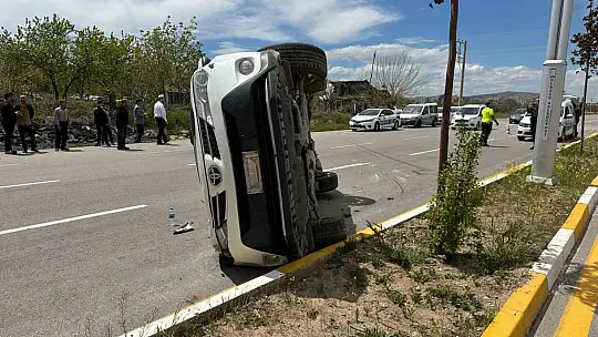 Sivrice Belediye Başkanının kullandığı araç takla attı