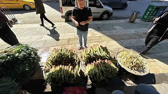 Tam bir şifa deposu: Doğunun muzu 'ışkın' tezgahlarda yerini aldı
