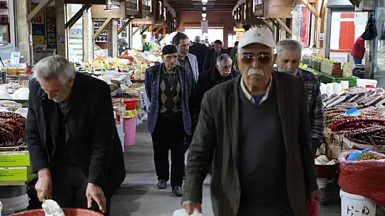 Tarihi Kapalı Çarşı'da Ramazan bereketi