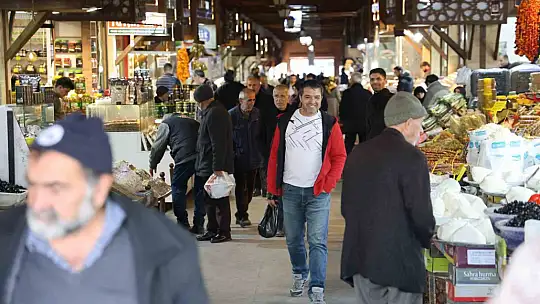 Tarihi Kapalı Çarşı'da Ramazan bereketi