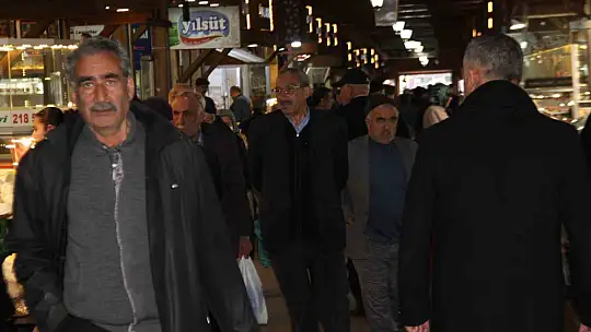 Tarihi Kapalı Çarşıda Ramazan bereketi