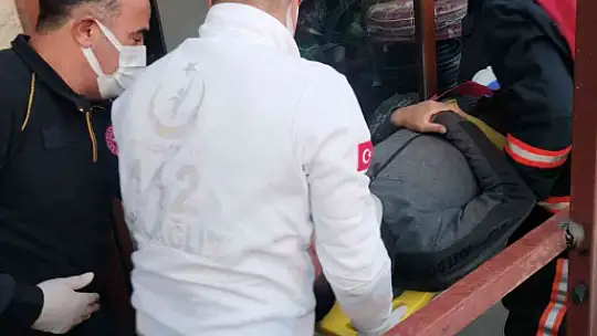 Tarihi Kapalıçarşı'da sundurma çöktü: 5 yaralı