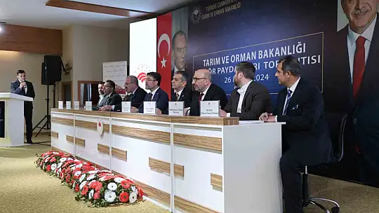 Tarım ve Orman Bakanı Yumaklı: 'Şeker fabrikalarımızın üretimlerinin daha fazla olması için yatırım yapacağız'