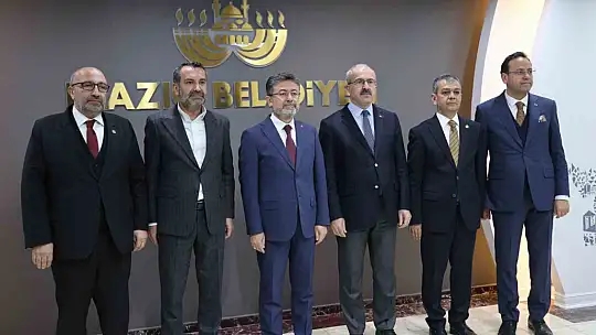 Tarım ve Orman Bakanı Yumaklı: 'Şeker fabrikalarımızın üretimlerinin daha fazla olması için yatırım yapacağız'