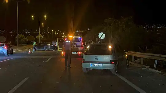 Tekerleği kopan araç şarampole yuvarlandı: 6 yaralı