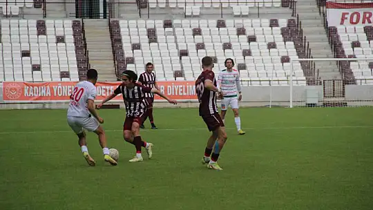TFF 3. Lig: ES Elazığspor: 0 - Karşıyaka: 4