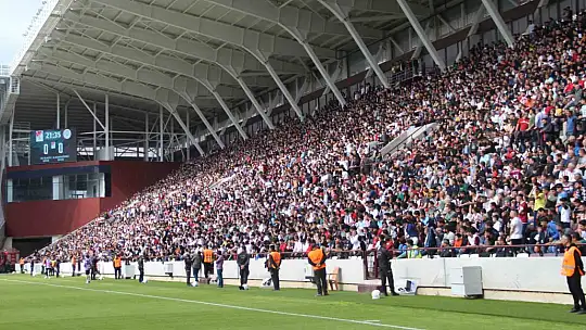 TFF 3. Lig: ES Elazığspor: 1 - K. Karaköprü Belediyespor: 2