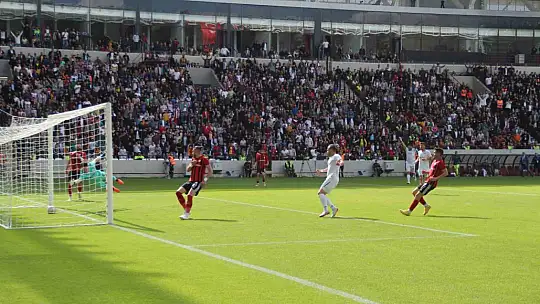 TFF 3. Lig: ES Elazığspor: 1 - K. Karaköprü Belediyespor: 2