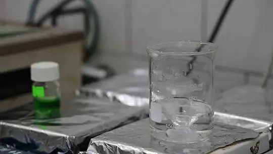 Türk bilim adamı, ateşlendiğinde yüksek enerji salınımına sahip nano-enerjik grafen geliştirdi