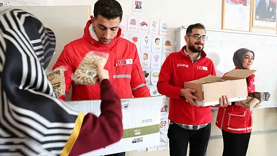 Türk Kızılay'ından 'Türk Malı Haftası' etkinliği