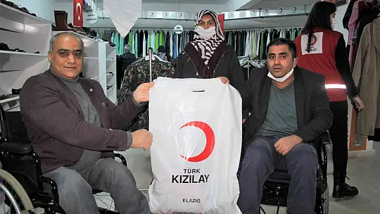 Türk Kızılayı engelli vatandaşları yalnız bırakmadı