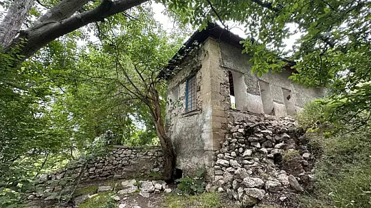 Türkan Şoray'ın ölüm tehlikesi atlattığı, Cemo filminin bazı sahnelerinin çekildiği mekanlar harabeye döndü
