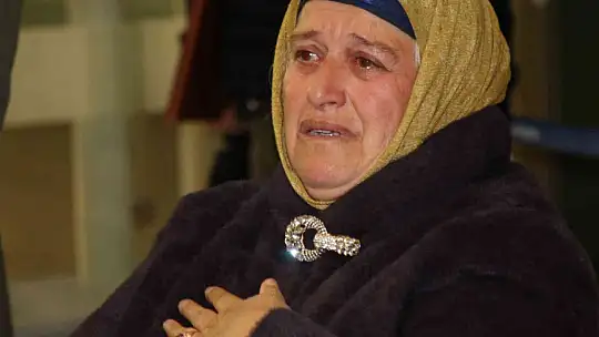 Ukrayna'dan tahliye edilen 180 Ahıska Türk'ü Elazığ'a getirildi