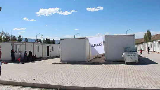 Elazığ'a gelen Ahıska Türkleri: Türkiye ve bayrağımız için canımızı vermeye hazırız