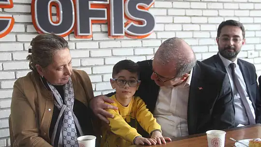 Vali Toraman, depremzedelerle bir araya geldi
