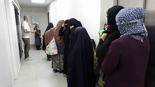 Zabıtalara yakalanan dilenci: 'İlacımı alacaktım, beni bir daha buraya yormayın'