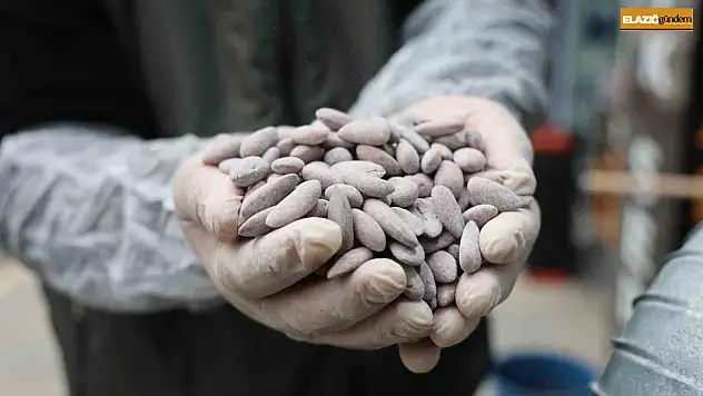 Bayram sofralarının vazgeçilmezi 'beyaz altın' için kazanlar dönmeye başladı