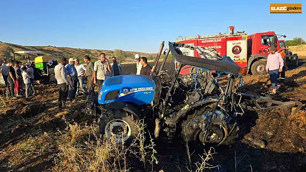 Yangının ortasında kalan traktör alevlere teslim oldu