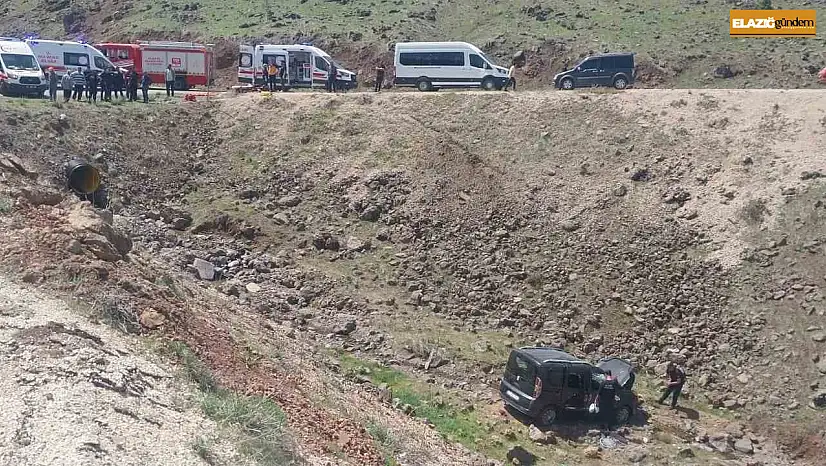 Elazığ'da hafif ticari araç şarampole yuvarlandı: 5 yaralı
