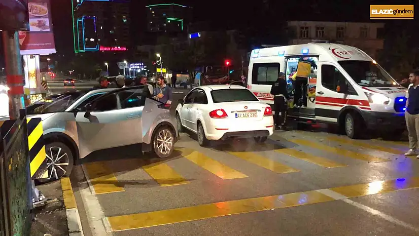 Elazığ'da trafik kazası: 2 yaralı
