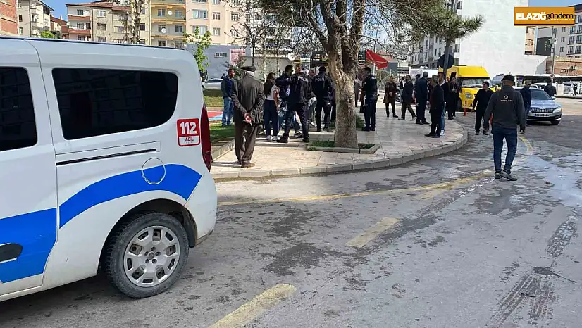 Husumetlisini cadde ortasında bıçakla yaraladı